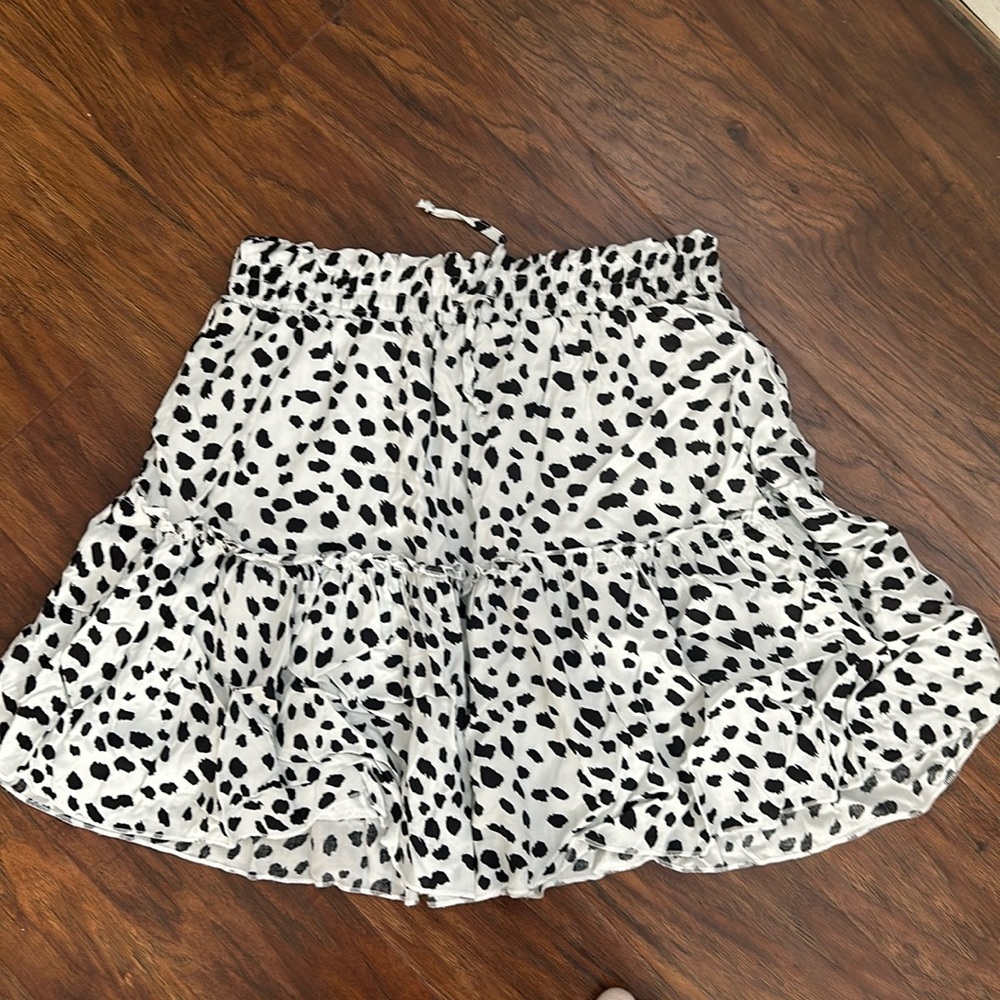 Amazon skirt. Dalmatian pattern. Like New
